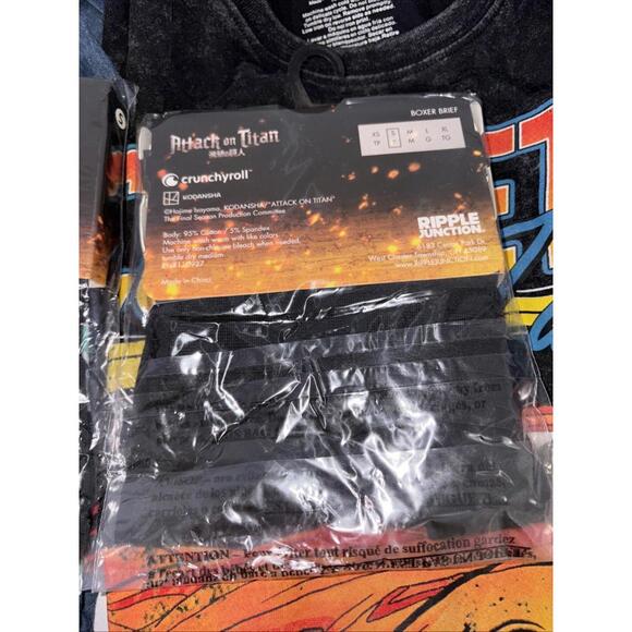 Attack on titan boxer briefs size small 2 Packs New In Package - Picture 2 of 7